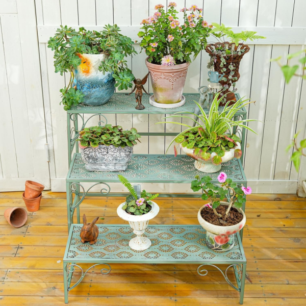 3-Tier Foldable Metal Ladder Plant Stand